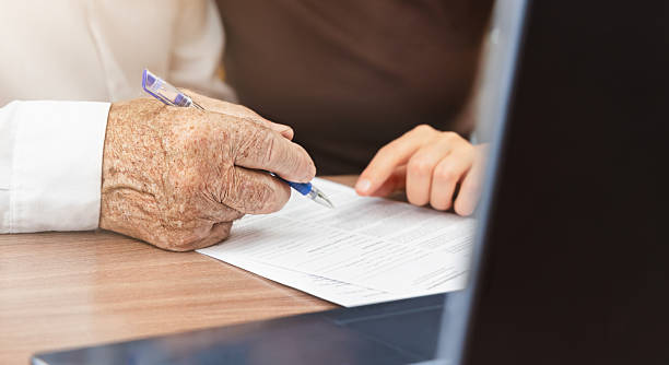 STJ: FALTA DE UMA TESTEMUNHA À LEITURA NÃO BASTA PARA INVALIDAR TESTAMENTO